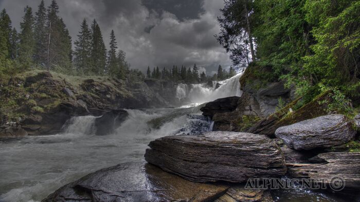 IMG_1474_5_6_Sickman_lo_dxo