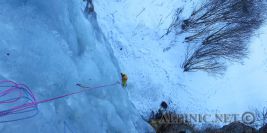Milchtrinker Eisfall WI3+ 68m / Rein in Taufers / ITA