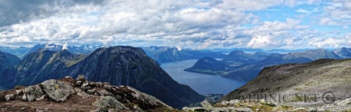 [Group 0]-IMG_0578_IMG_0581-4 images_DxO