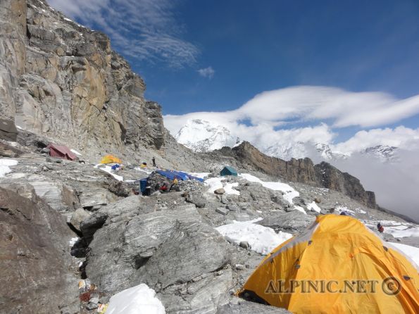 9. Mera La - Basislager 5300 (5415) / DSC01253